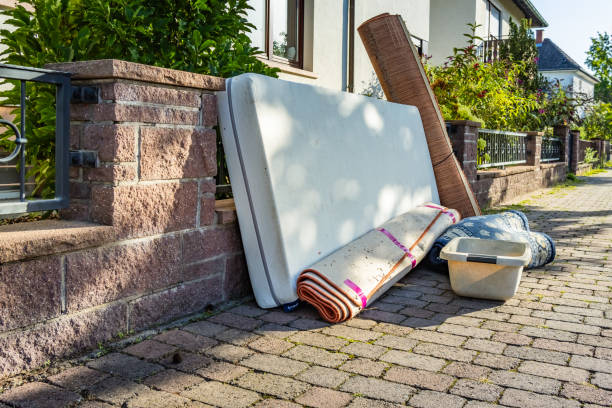 Best Yard Cleanup Services  in Lookout Mountain, AL